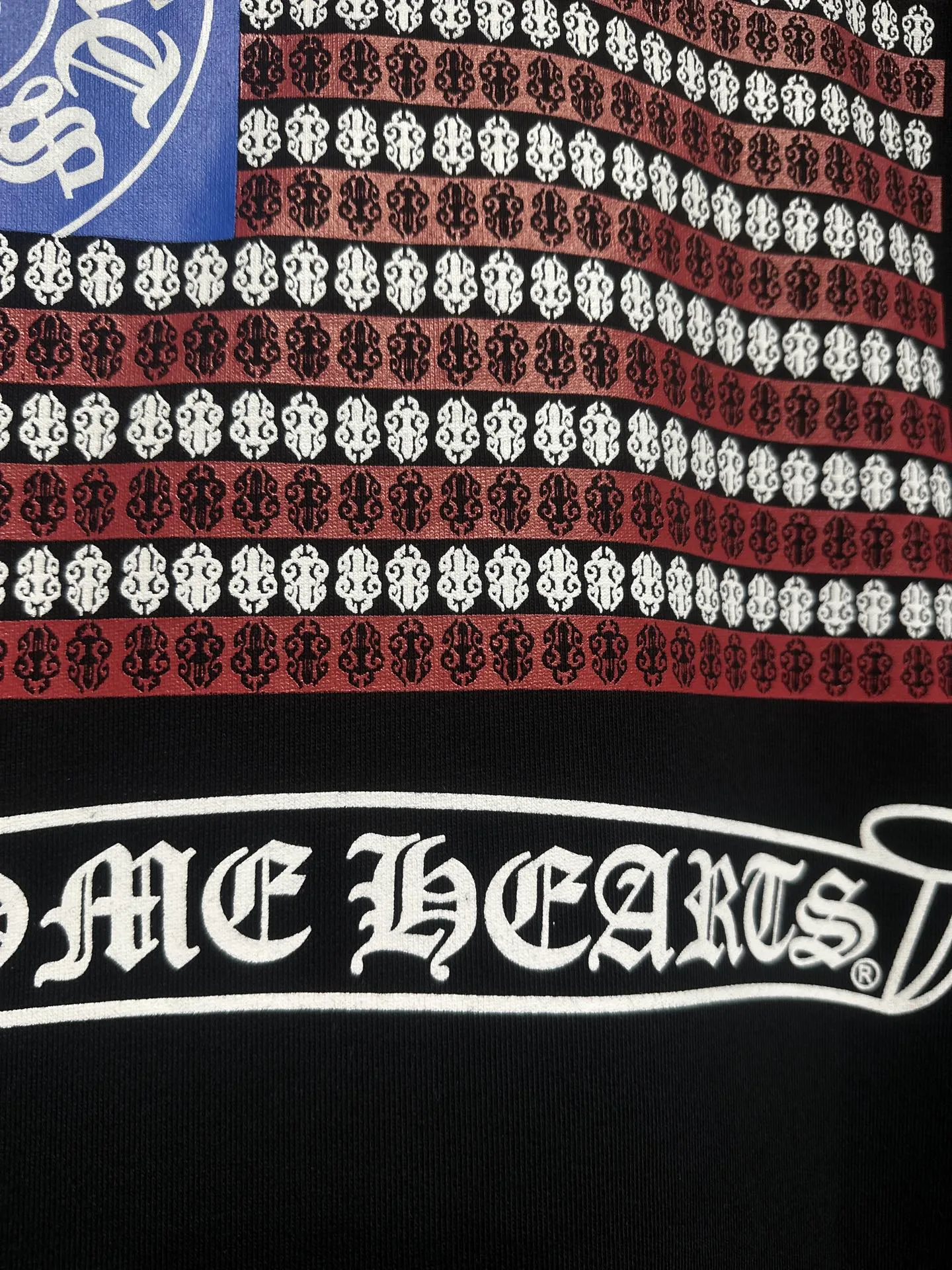 Q31—P230 -Chrome Hearts/Chrome Hearts printed zipper sweatshirt cardigan jacket -420 grams of high-density, high-quality wool, soft, delicate and skin-friendly, soft and silky to the touch, warm and skin-friendly -The hardware and zipper accessories are all customized with full details -Colour: black -Size: S M L XL